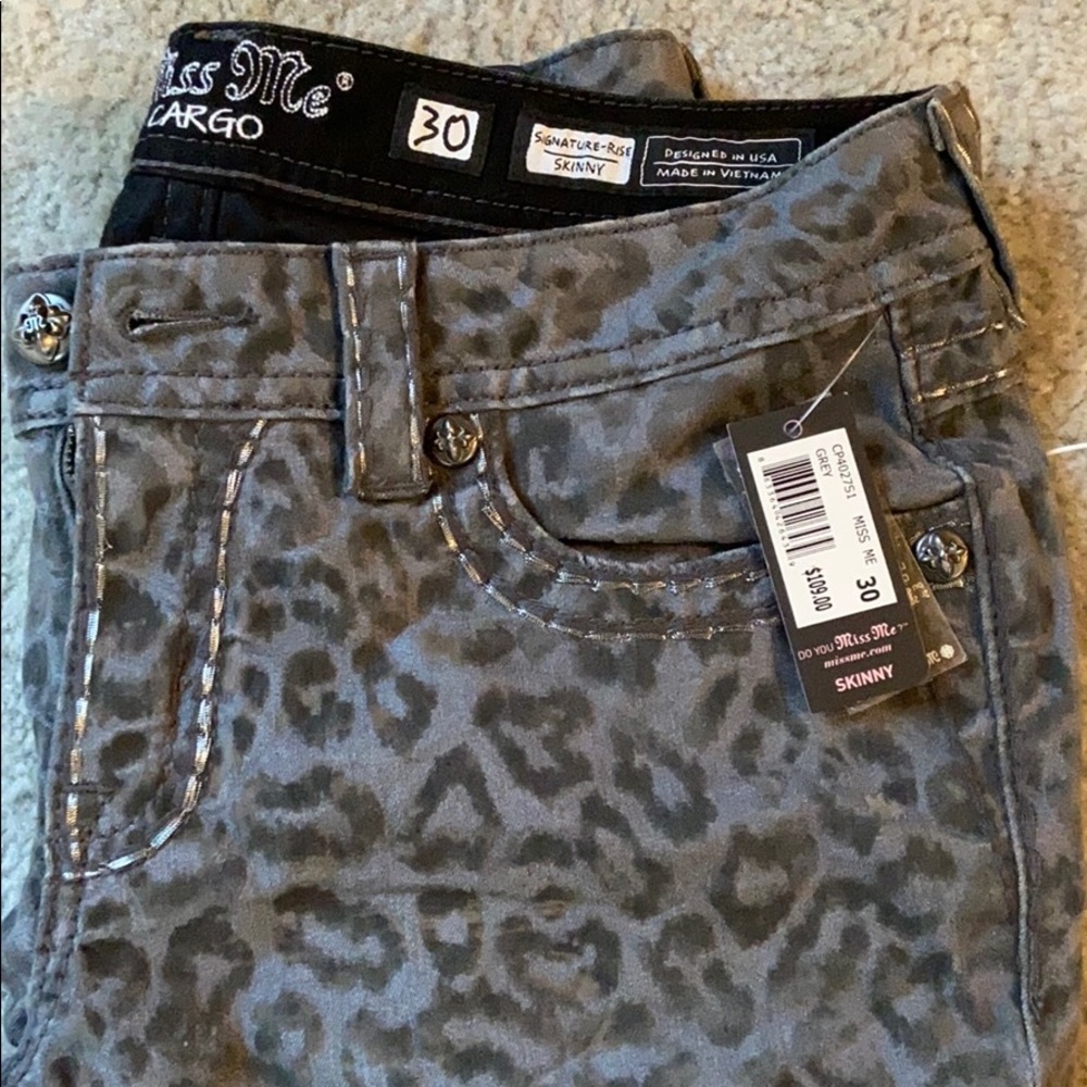 Skinny jeans